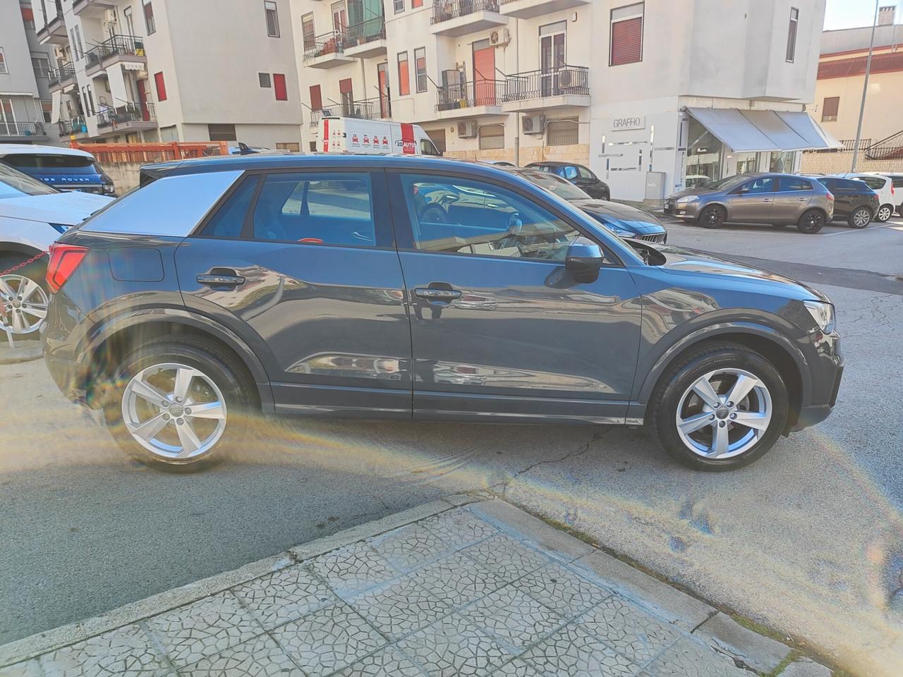 Audi Q2 1.6 Tdi Design * Navi * Perfetta * Garantita 12 Mesi