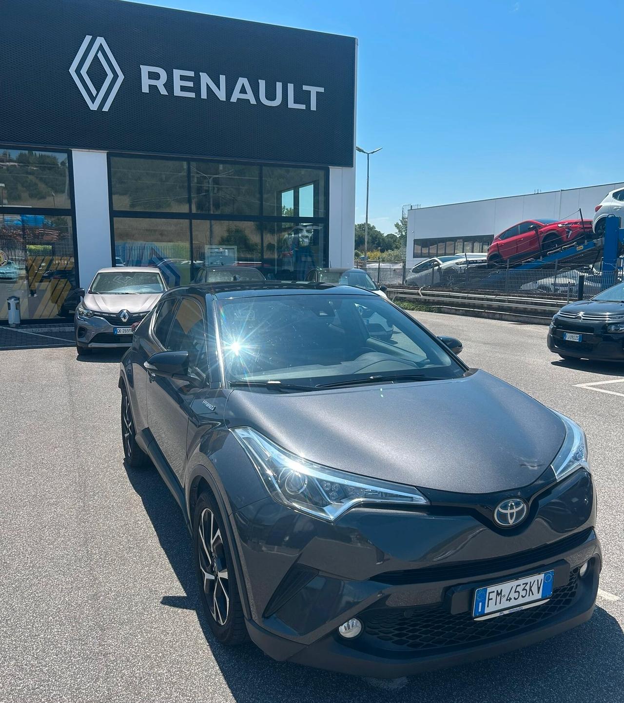 Toyota C-HR 1.8 Hybrid E-CVT Style