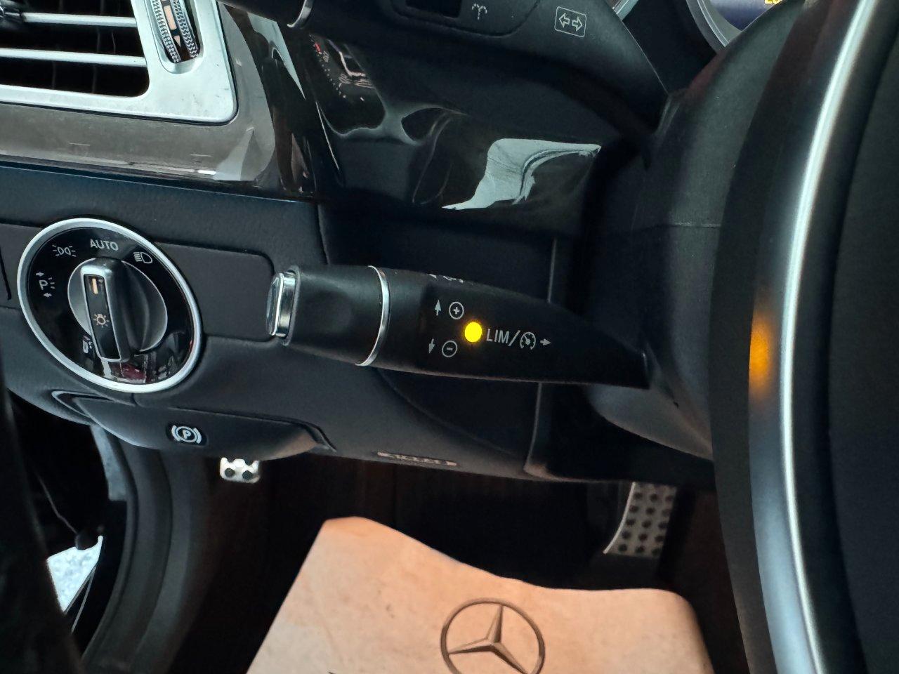 Mercedes CLS Shooting Brake 250 d Amg Premium 4matic Stupenda