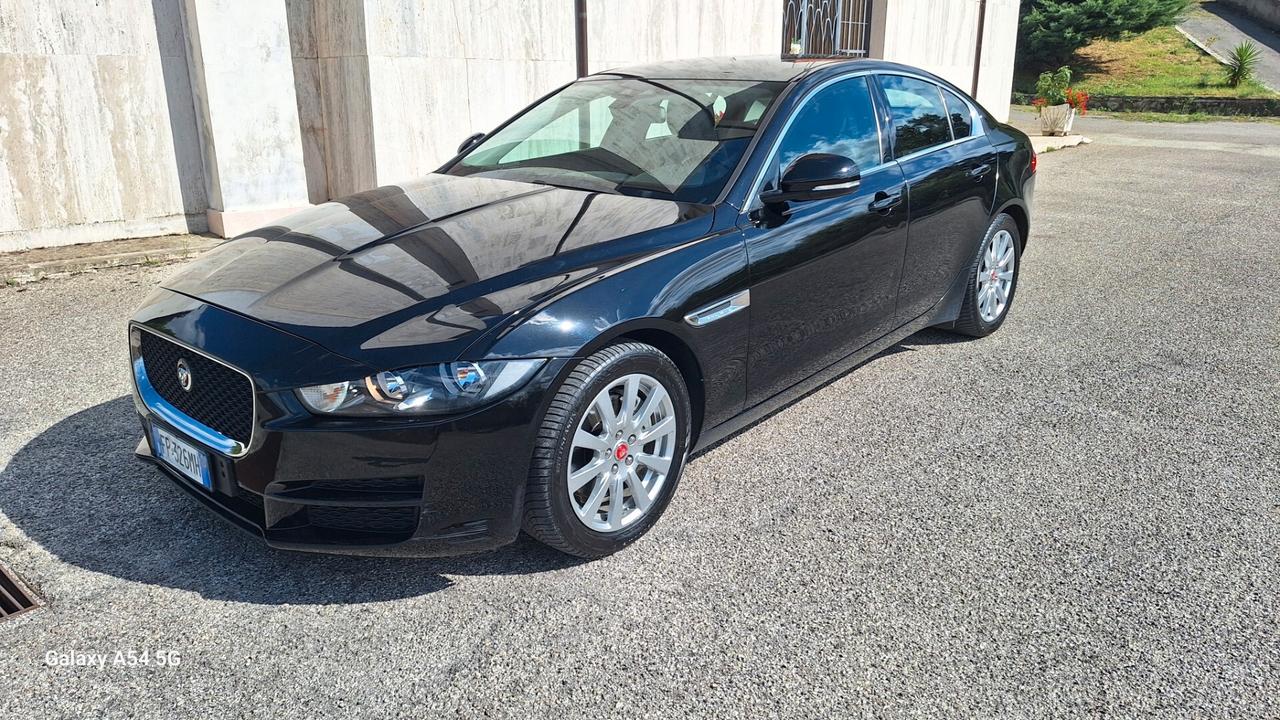 Jaguar XE 2.0 D 180 CV aut. Prestige