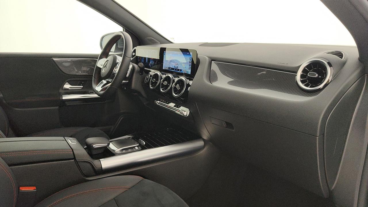 Mercedes-Benz B 200 d Premium auto