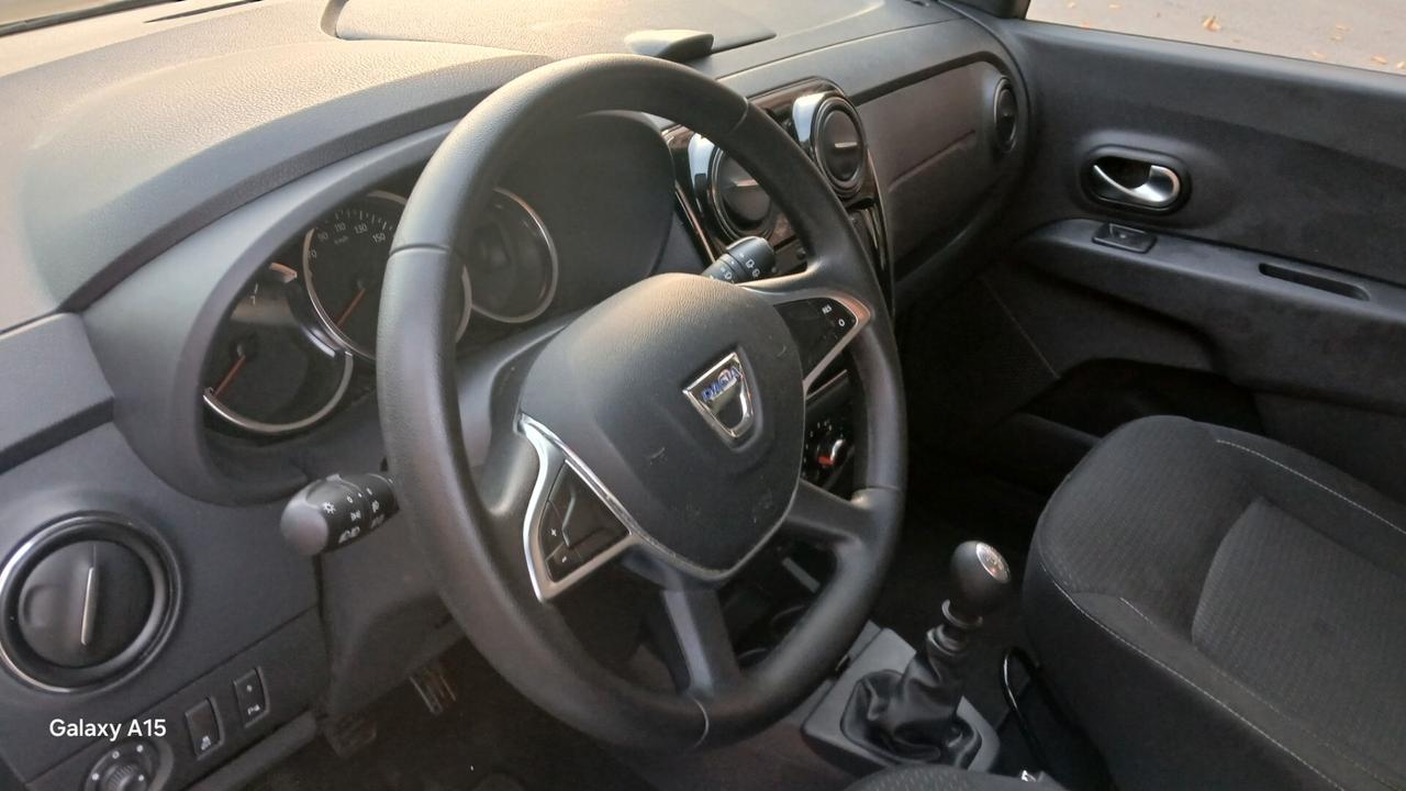 Dacia Lodgy 1.5 Blue dCi 8V 115CV 7p. Techroad