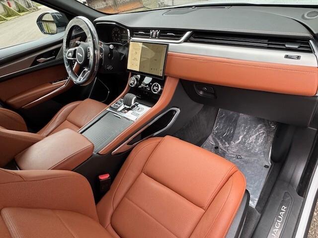 Jaguar F-Pace 2.0 D 163 CV AWD aut. SE