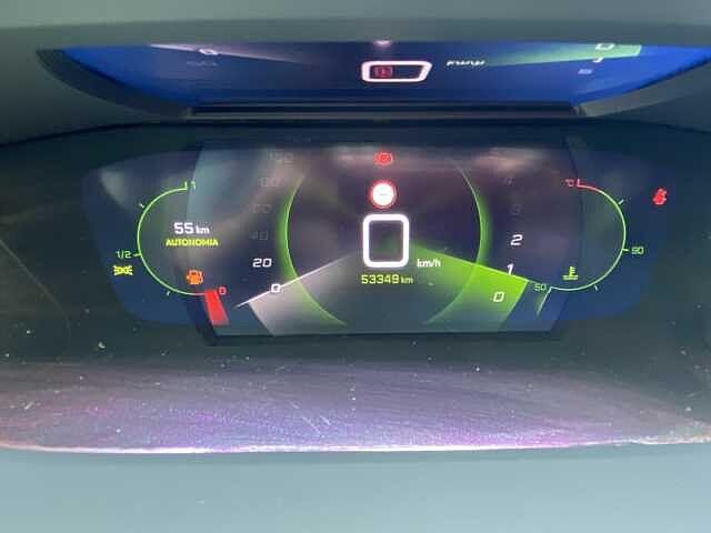 Peugeot 2008 PureTech 130 S&S Allure Pack