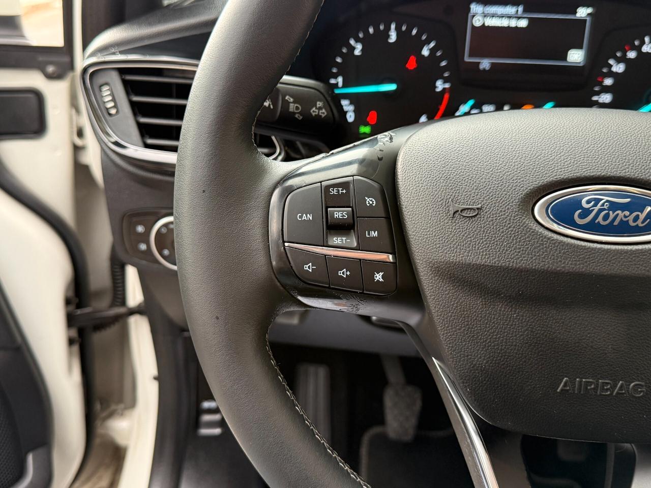 Ford Fiesta 1.5 EcoBlue 5P Titanium LED CARPLAY