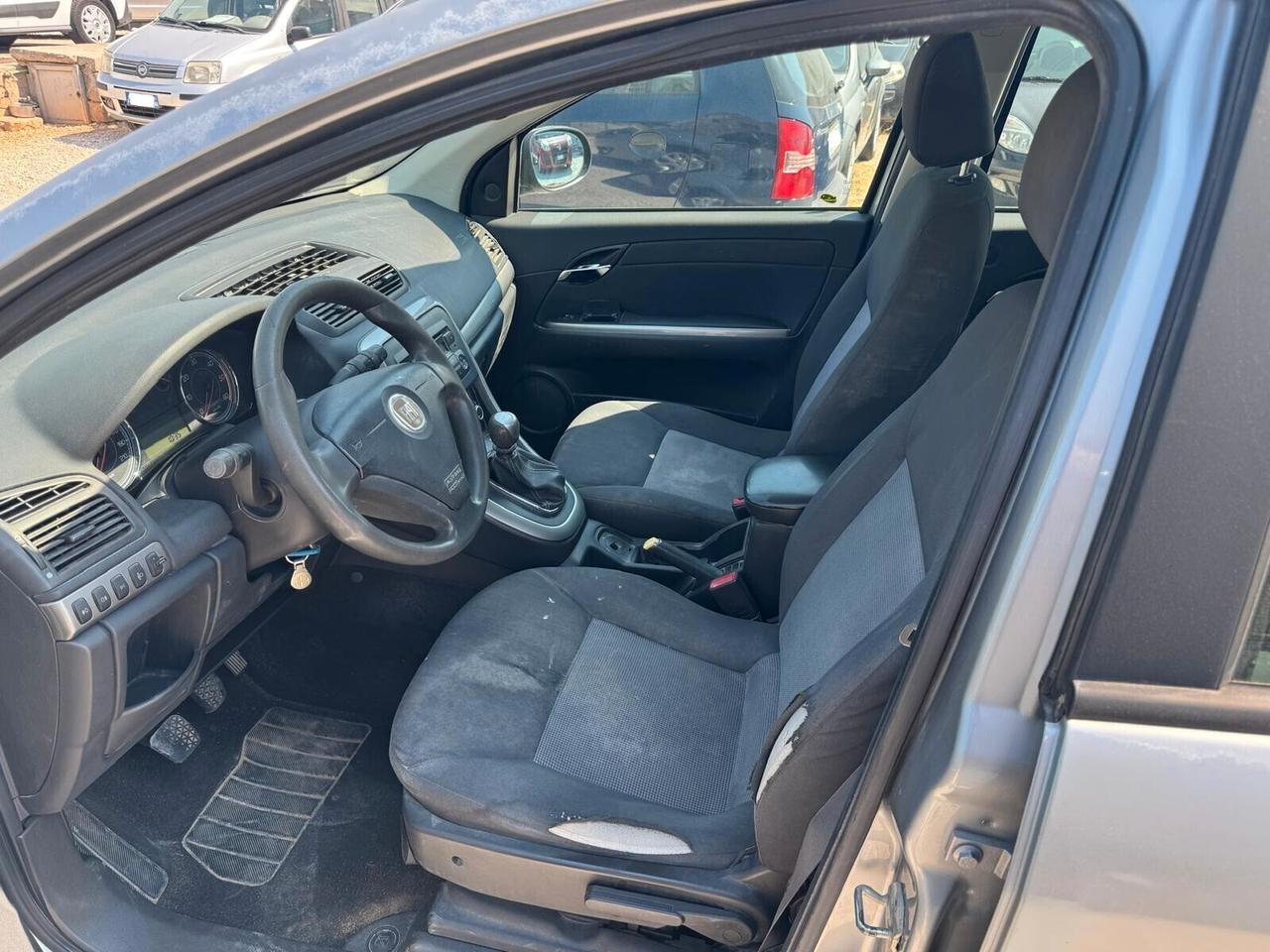 Fiat Croma 1.9 Multijet Emotion