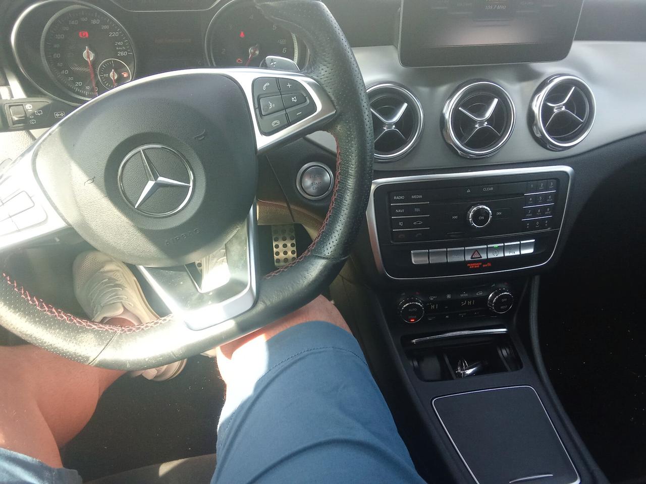 Mercedes-benz CLA 200 d Automatic Premium