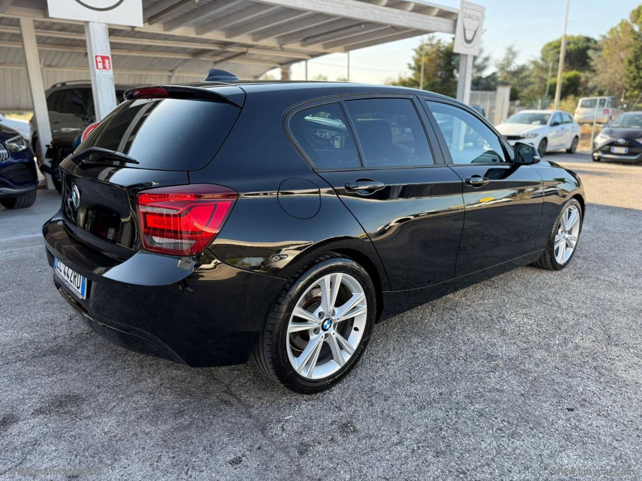 BMW 120d 5p. Sport *TETTO *PELLE