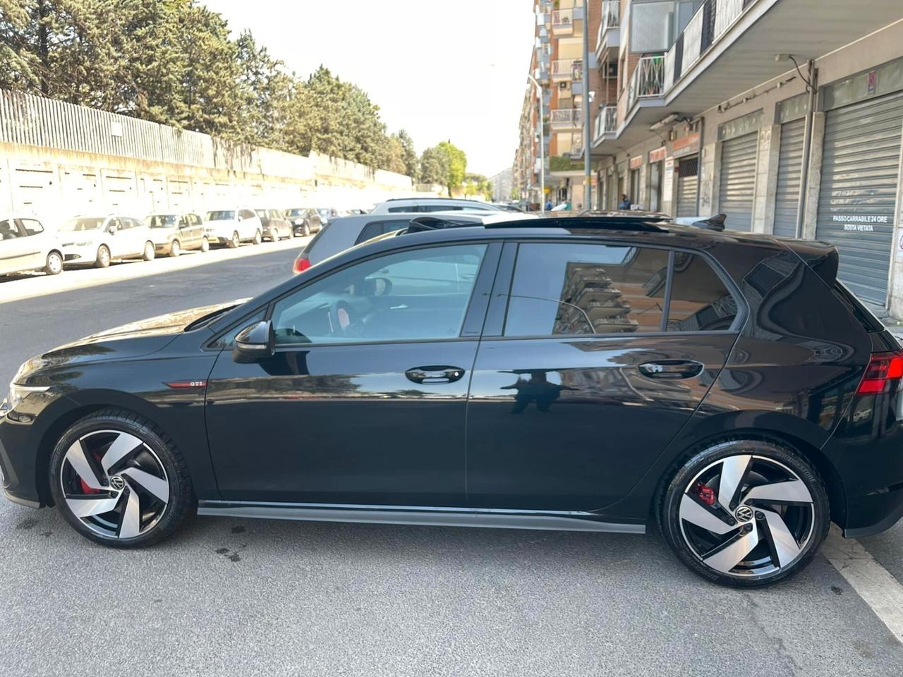 Volkswagen Golf GTI Golf 2.0 TSI GTI DSG TETTO