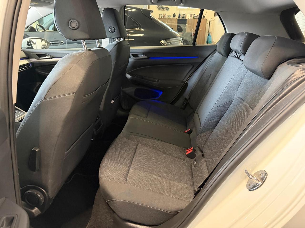 VOLKSWAGEN GOLF VIII STYLE 2.0 TDI 115CV CARPLAY OK NEOPATENTATI ANNO 2022