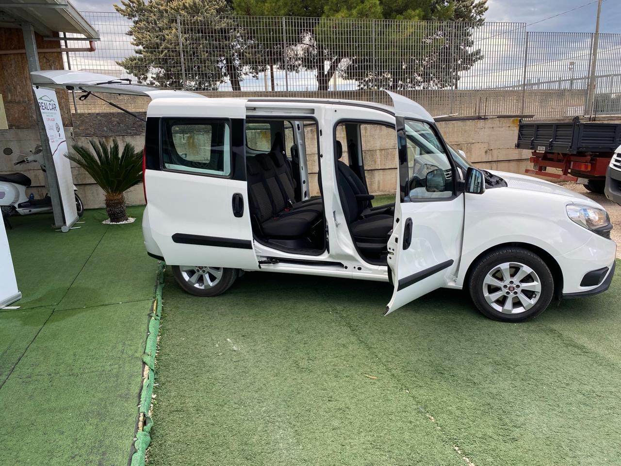 Fiat Doblo 1.6 Diesel Lounge 5 Posti Anno 2018