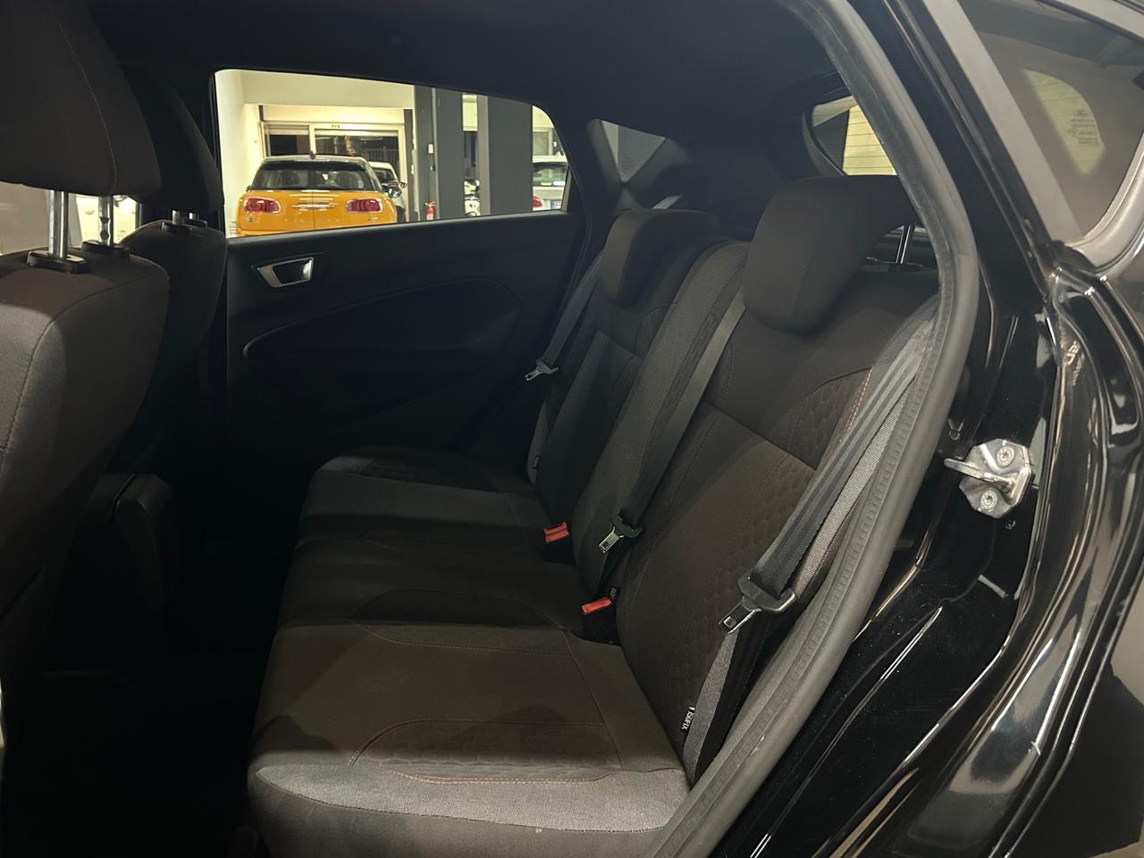 Ford Fiesta 1.5 TDCi 75CV 5 porte ST-Line