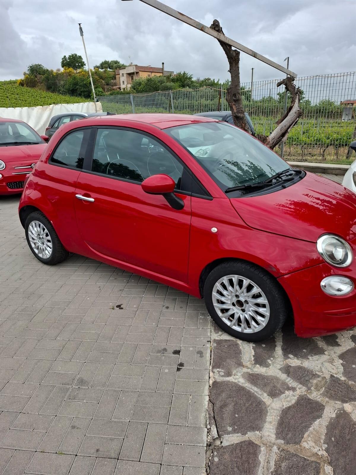 Fiat 500 1.0 Hybrid Dolcevita 61.000 KM Neopatentati