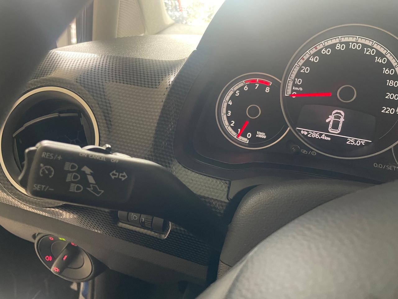 Volkswagen up! 1.0 5p. eco move BlueMotion Technology - Nessun vincolo