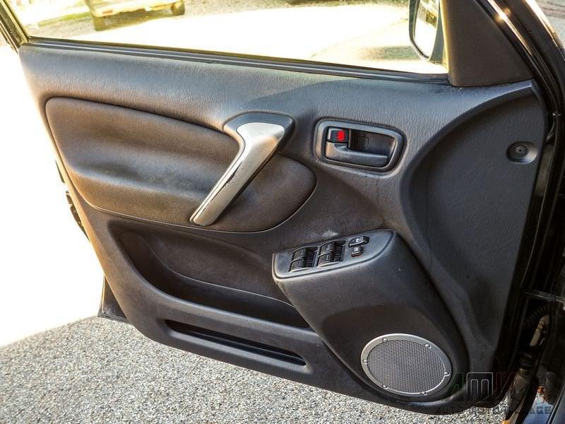 Toyota RAV4 2.0 Tdi D-4D 116 Cv 5 porte