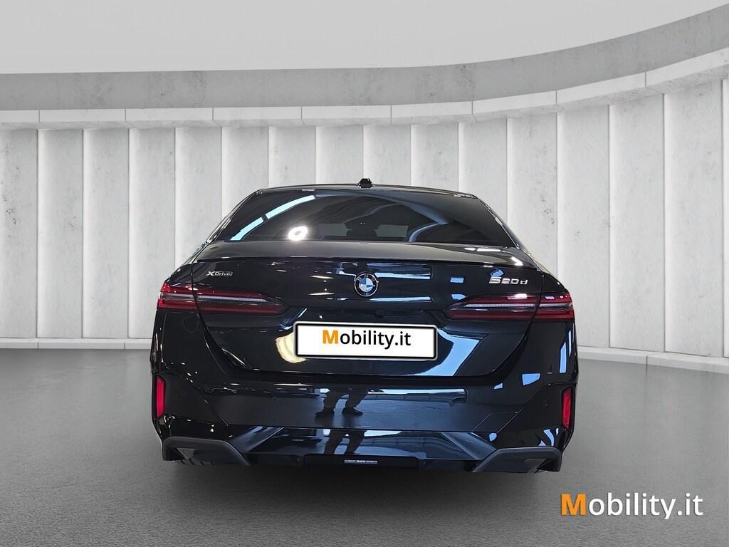 BMW Serie 5 Berlina 520 d 48V M Sport Pro xDrive Steptronic