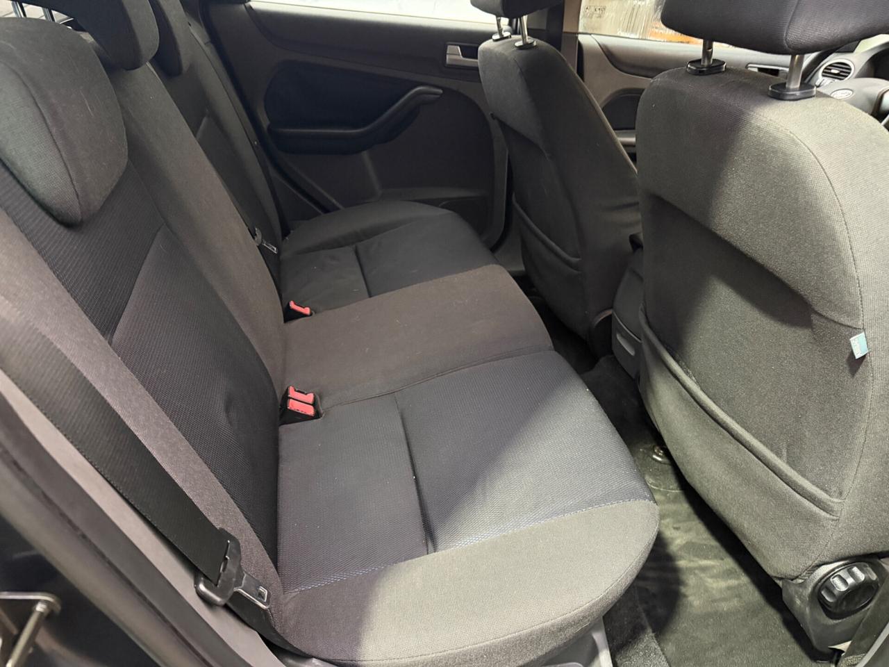 Ford Focus 1.6TDCi (90CV) S.W. Neopatentati