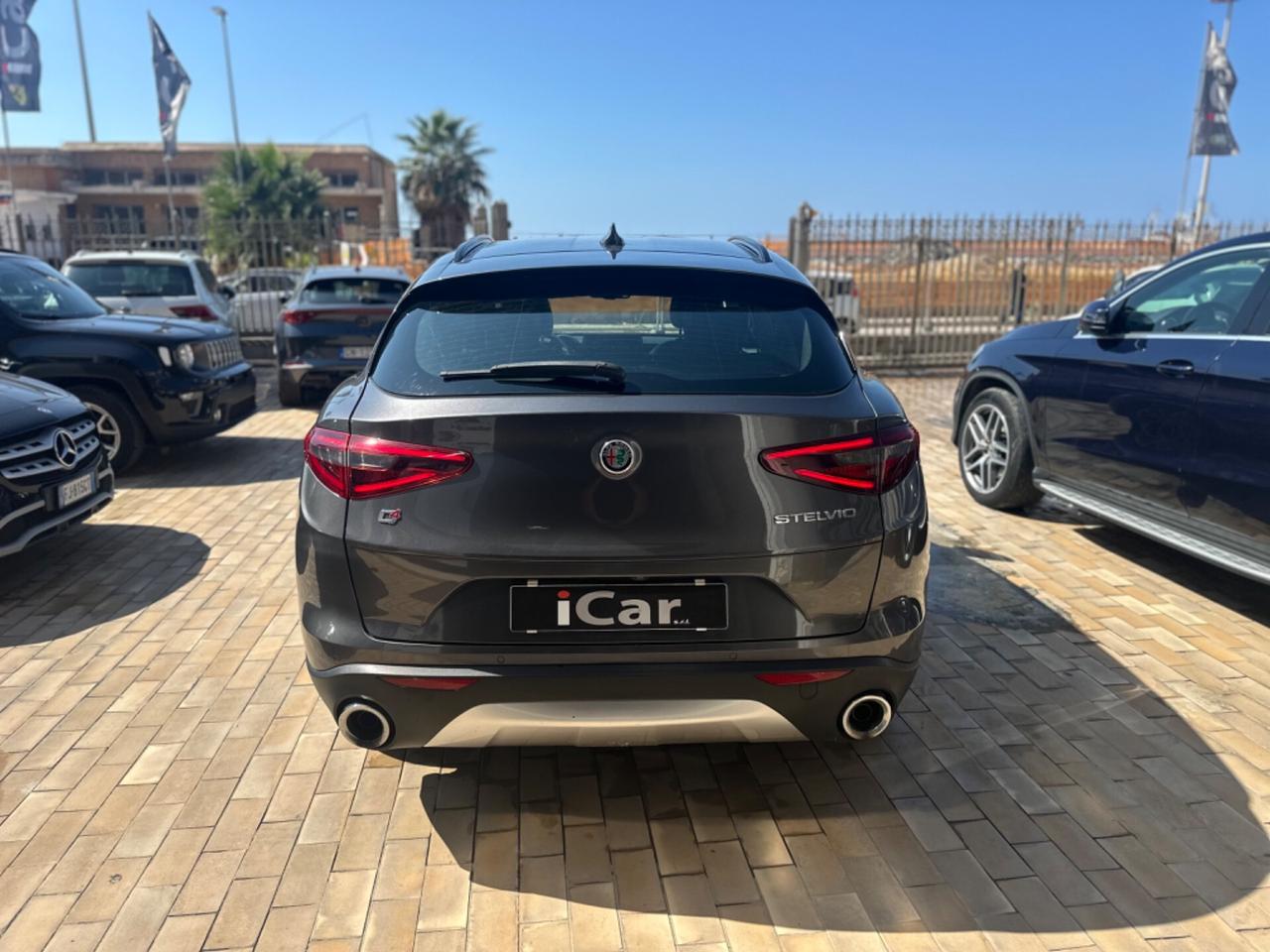 Alfa Romeo Stelvio 2.2 Turbodiesel 210 CV AT8 Q4 Lusso