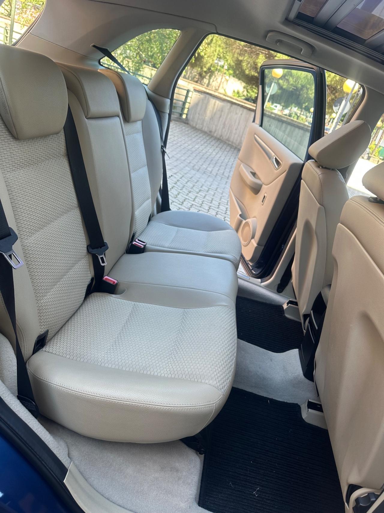 Mercedes-benz B 180 NGT BlueEFFICIENCY Premium