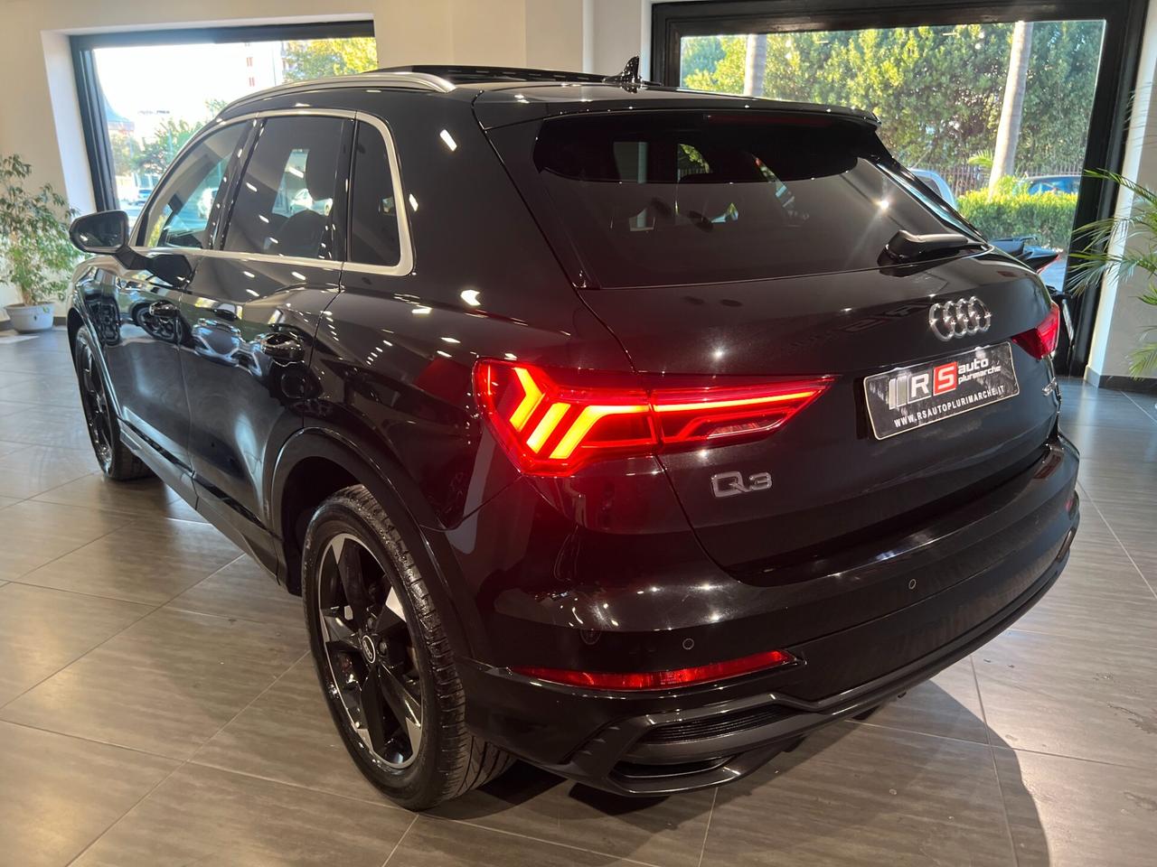 Audi Q3 35 TDI S tronic 3x S line FULL