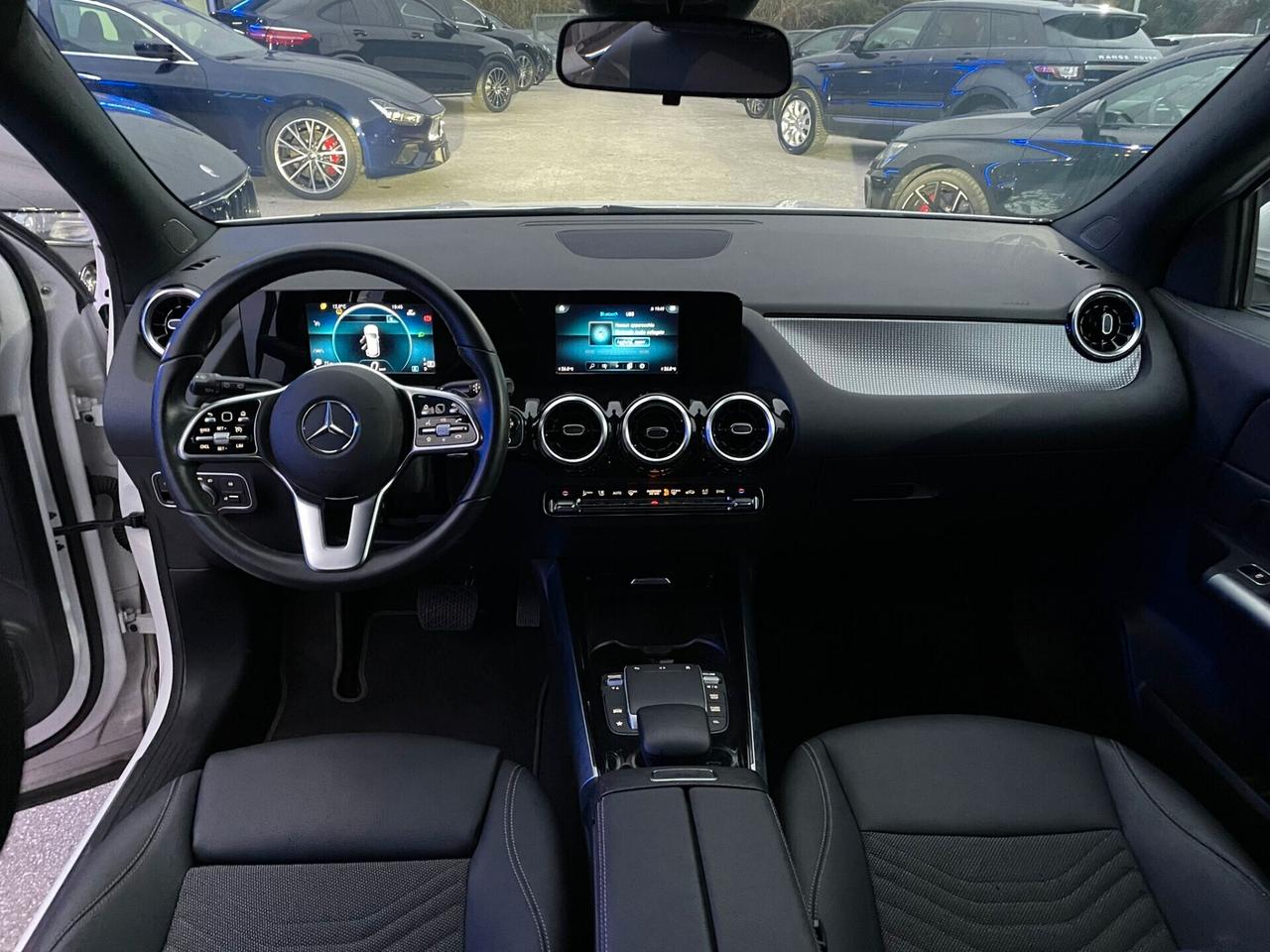 MERCEDES GLA 200d SPORT 150cv AUT