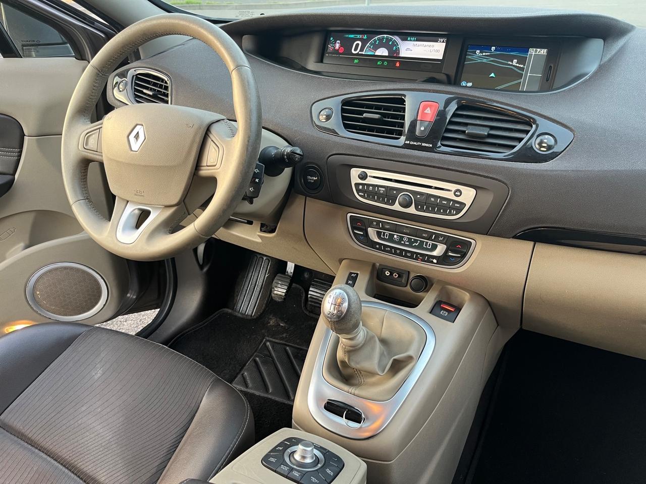 Renault Scénic X-Mod 1.9 dCi 130CV