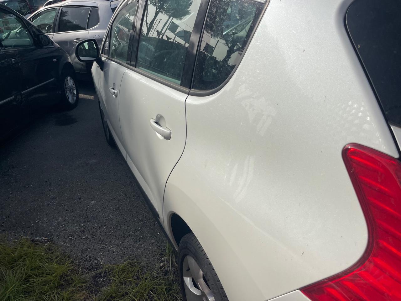 Peugeot 3008 1.6 HDi 112CV Premium