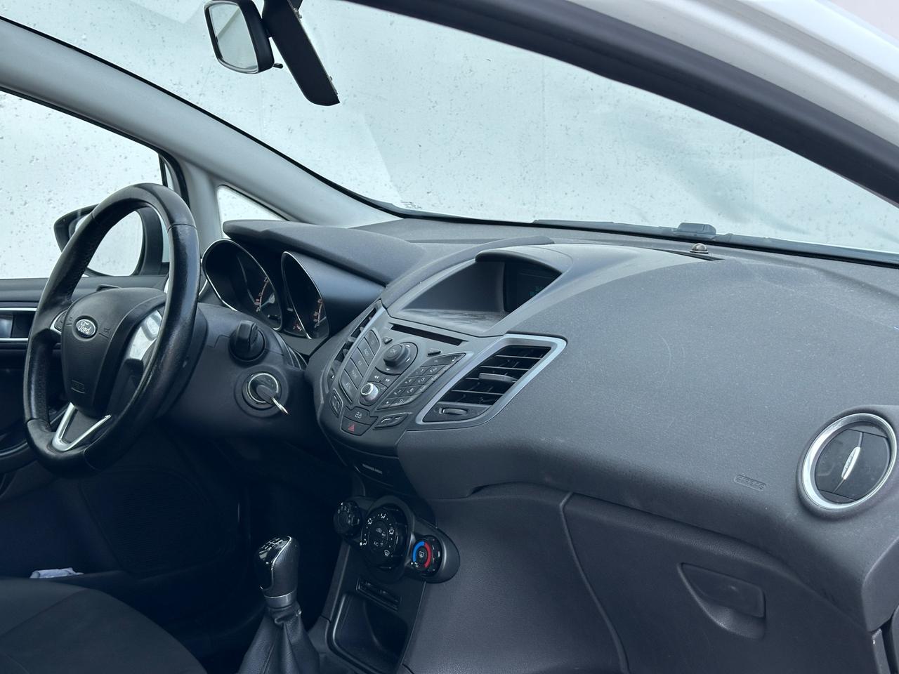 Ford Fiesta 1.4 5 porte GPL unico proprietario
