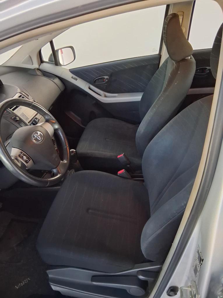 TOYOTA YARIS 1.0 BENZINA IDONEA NEOPATENTATI