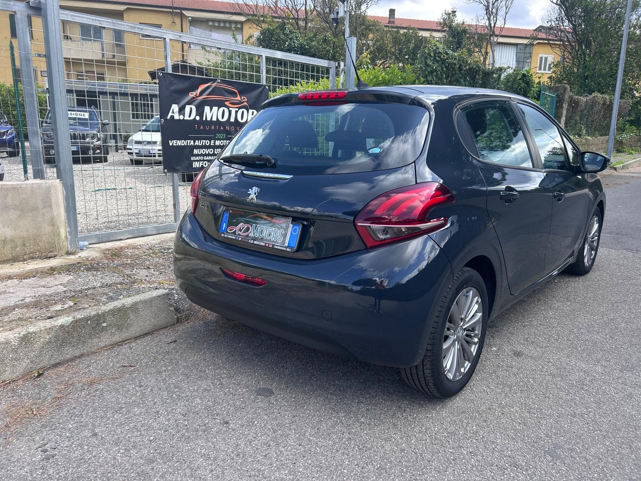 Peugeot 208 5 porte Allure