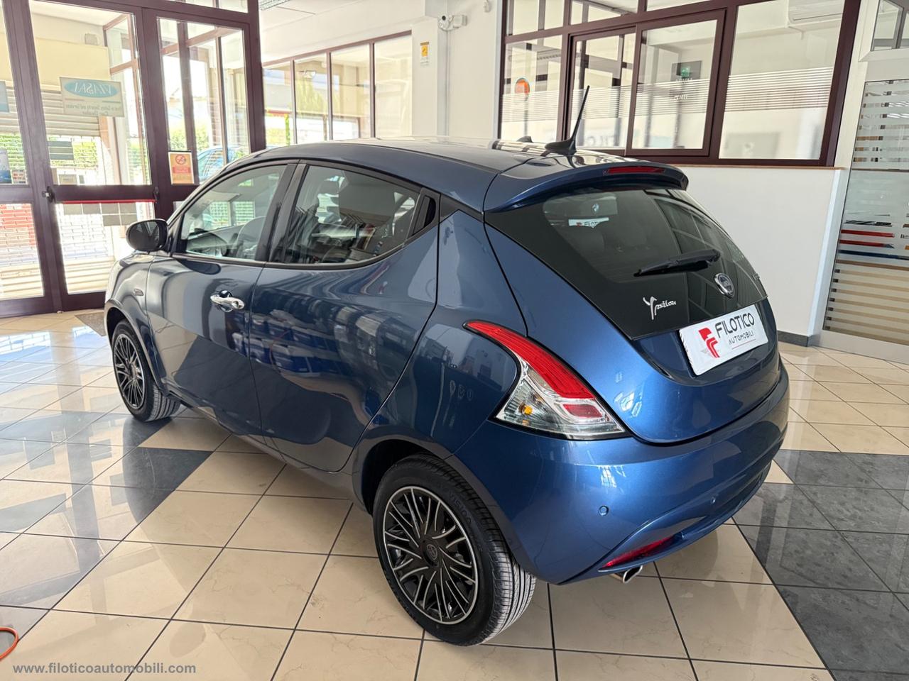 LANCIA Ypsilon 1.0 FireFly 5p.S&S Hybryd Gold 5 POSTO - CARPLAY