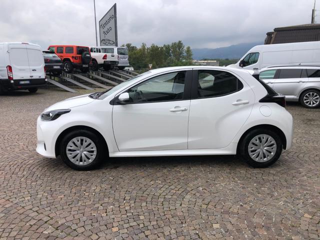 TOYOTA Yaris 1.5 Hybrid 5 porte Business