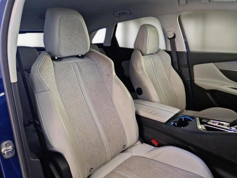PEUGEOT 3008 BlueHDI 130 EAT8 S/S Allure