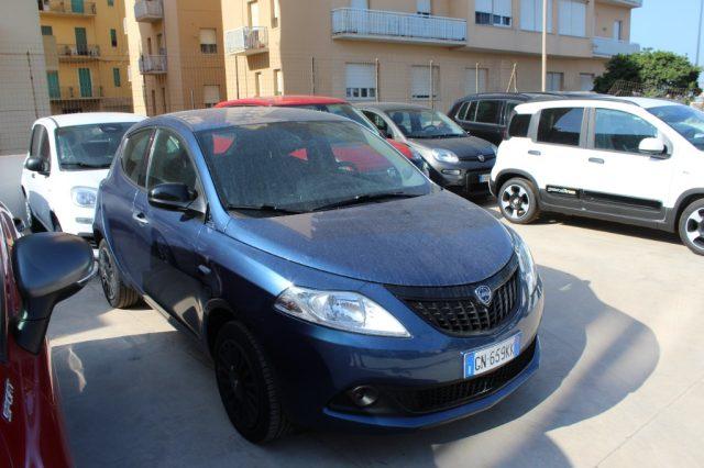LANCIA Ypsilon 1.0 FireFly 5 porte S&S Hybrid Silver