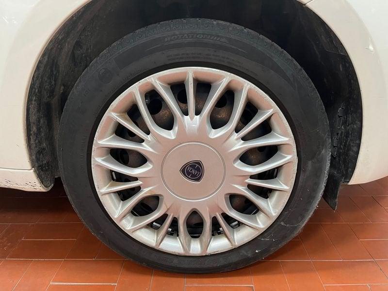 Lancia Ypsilon 1.3 MJT 16V 95 CV 5 porte S&S Gold