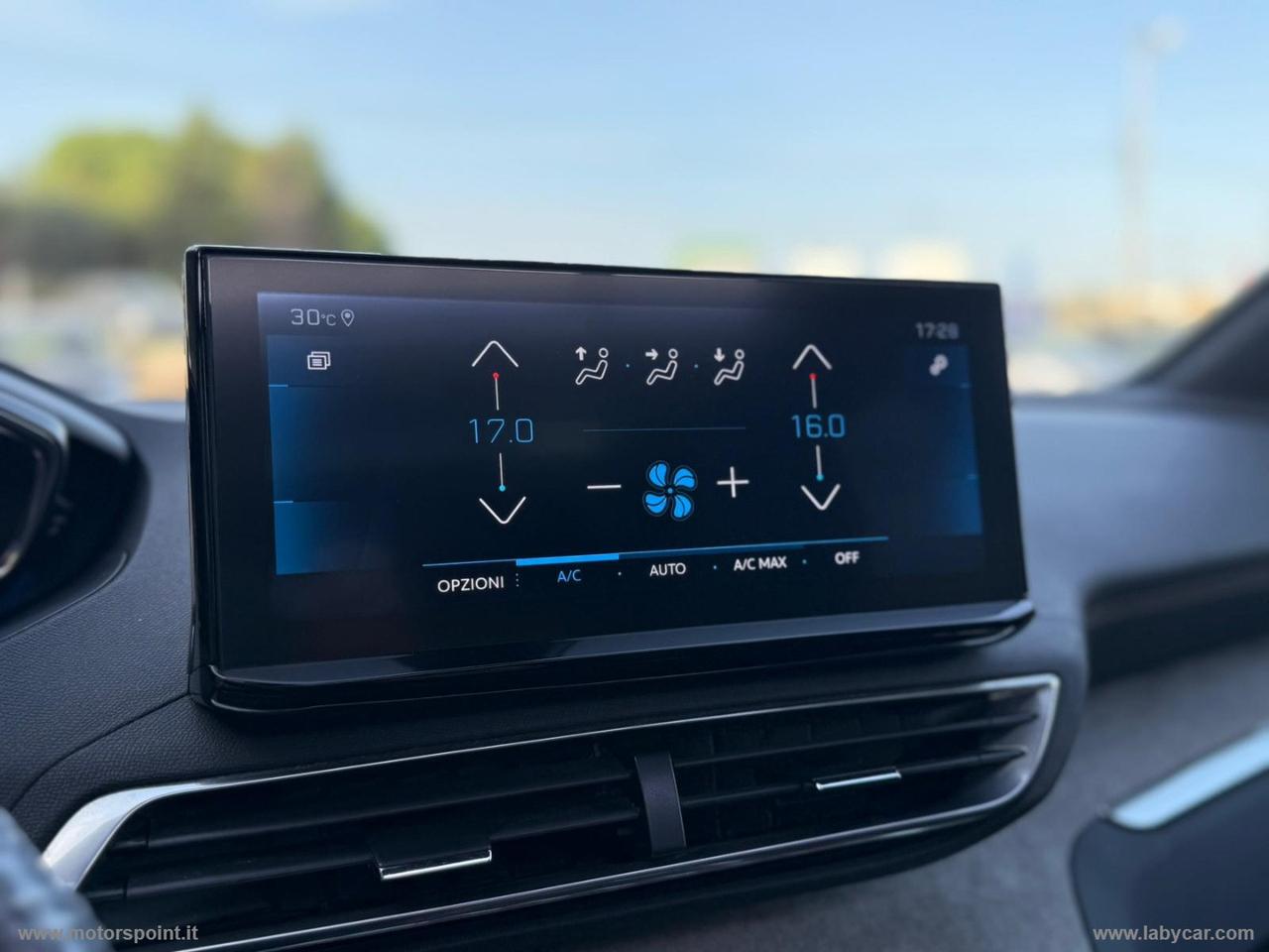PEUGEOT 5008 BlueHDi 130 S&S EAT8 GT Line