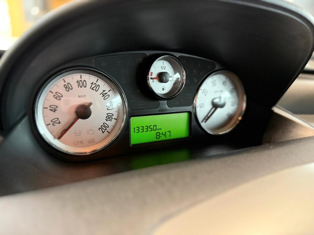 Lancia Ypsilon 1.3 MJT 75 CV Unyca
