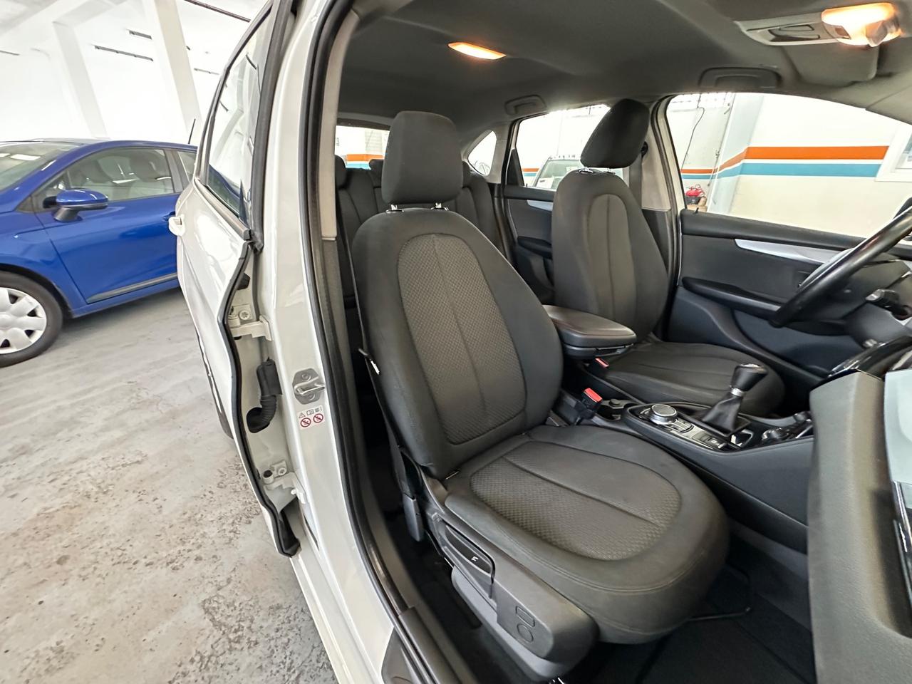 Bmw 2er Active Tourer 218i Advantage