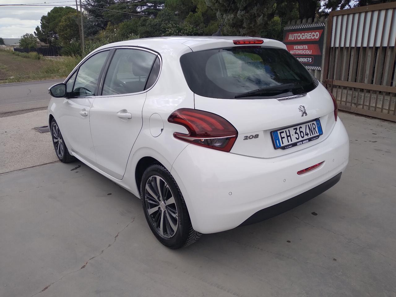 Peugeot 208 BlueHDi 75 5 porte Allure