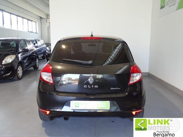 RENAULT Clio 1.2 16V 5 porte Confort -NEOPATENTATI