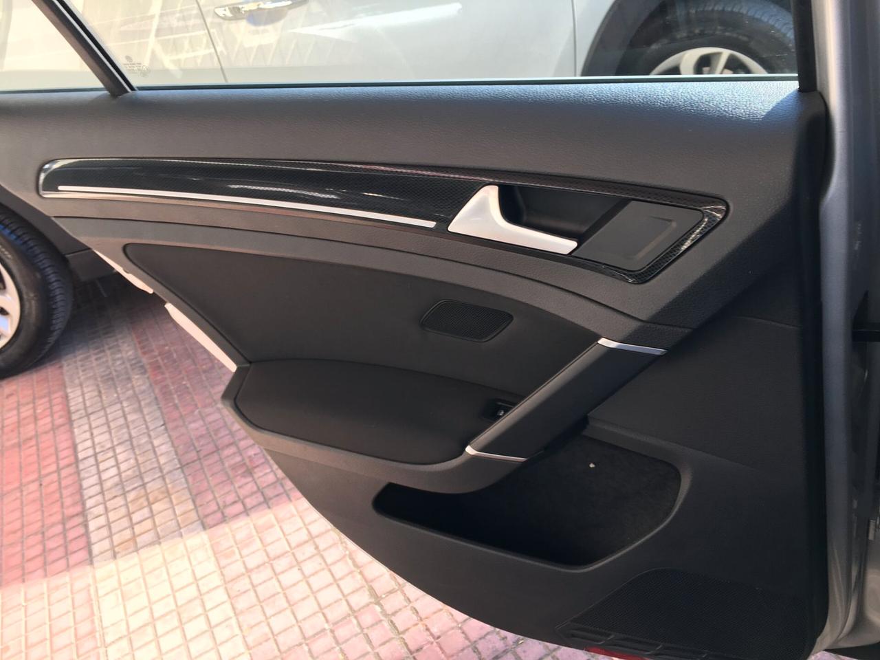 Volkswagen Golf 1.6 TDI 110cv Highline - 2016