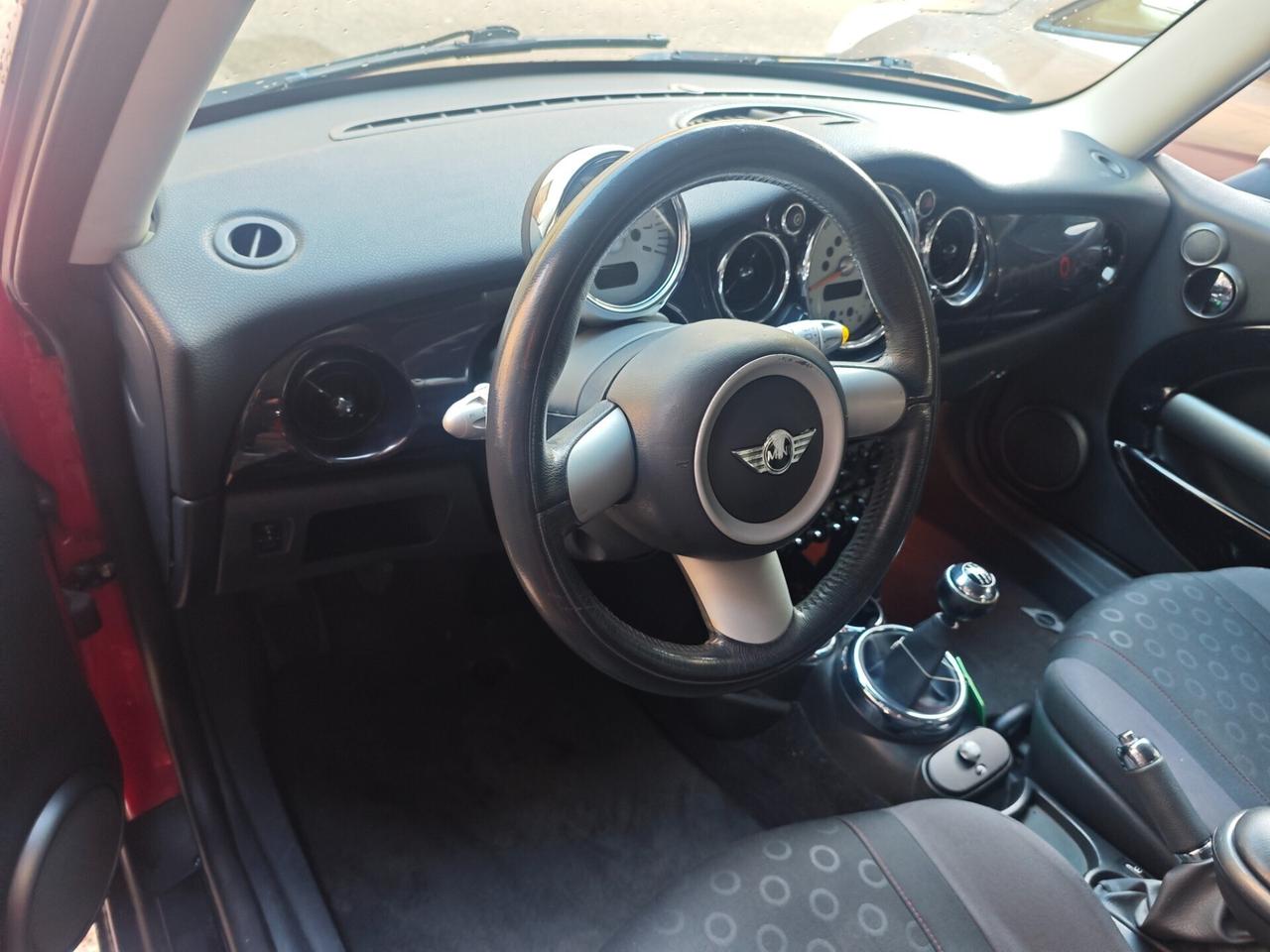 Mini 1.6 16V One Seven