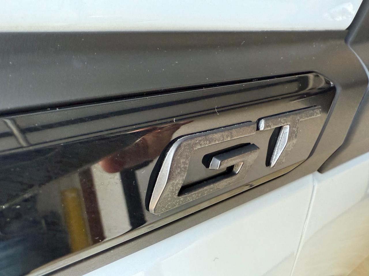 Peugeot 2008 PureTech 130 S&S EAT8 GT