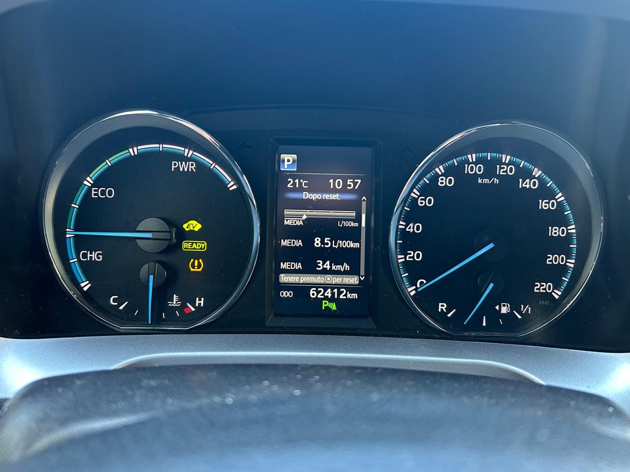 Toyota RAV 4 RAV4 2.5 Hybrid Lounge Navi LED PDC Cruise Camera