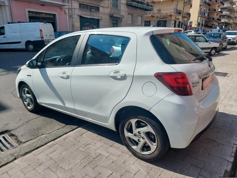 Toyota Yaris 1.5 Hybrid 5 porte Active