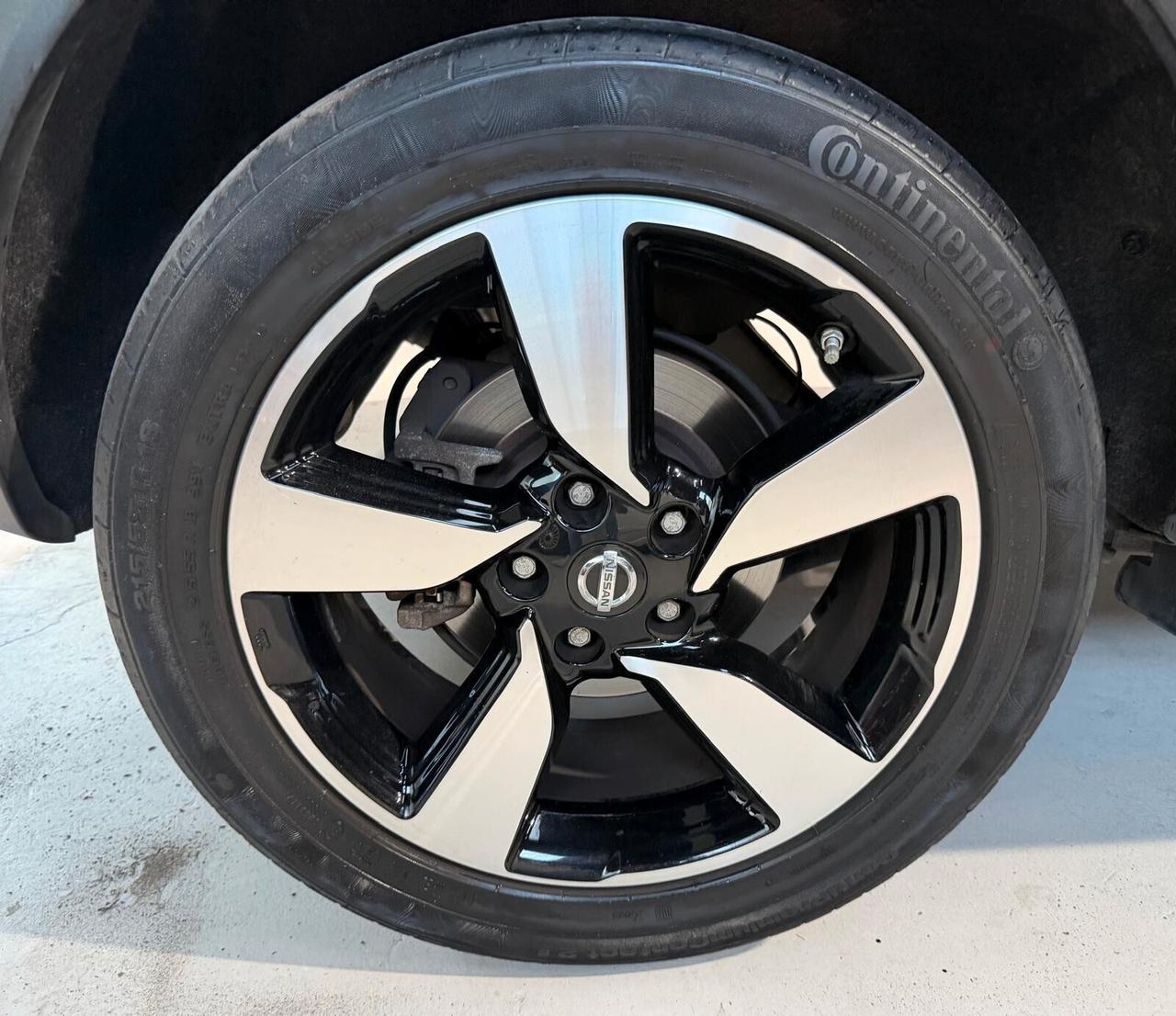 Nissan Qashqai Benzina+Tetto+Navi+360