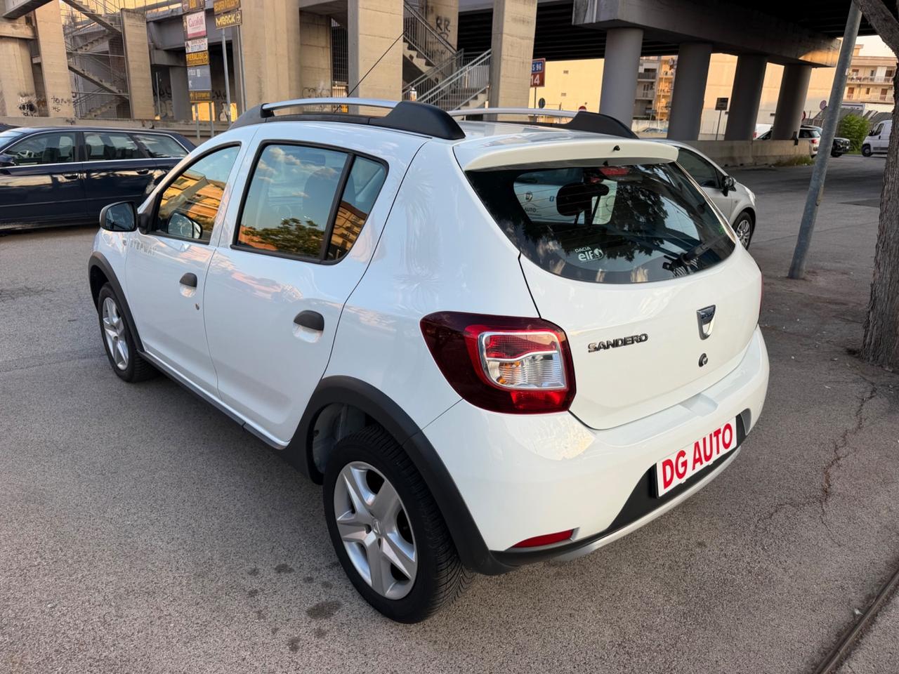 Dacia Sandero Stepway 1.5 dCi 8V 90 cv 2015
