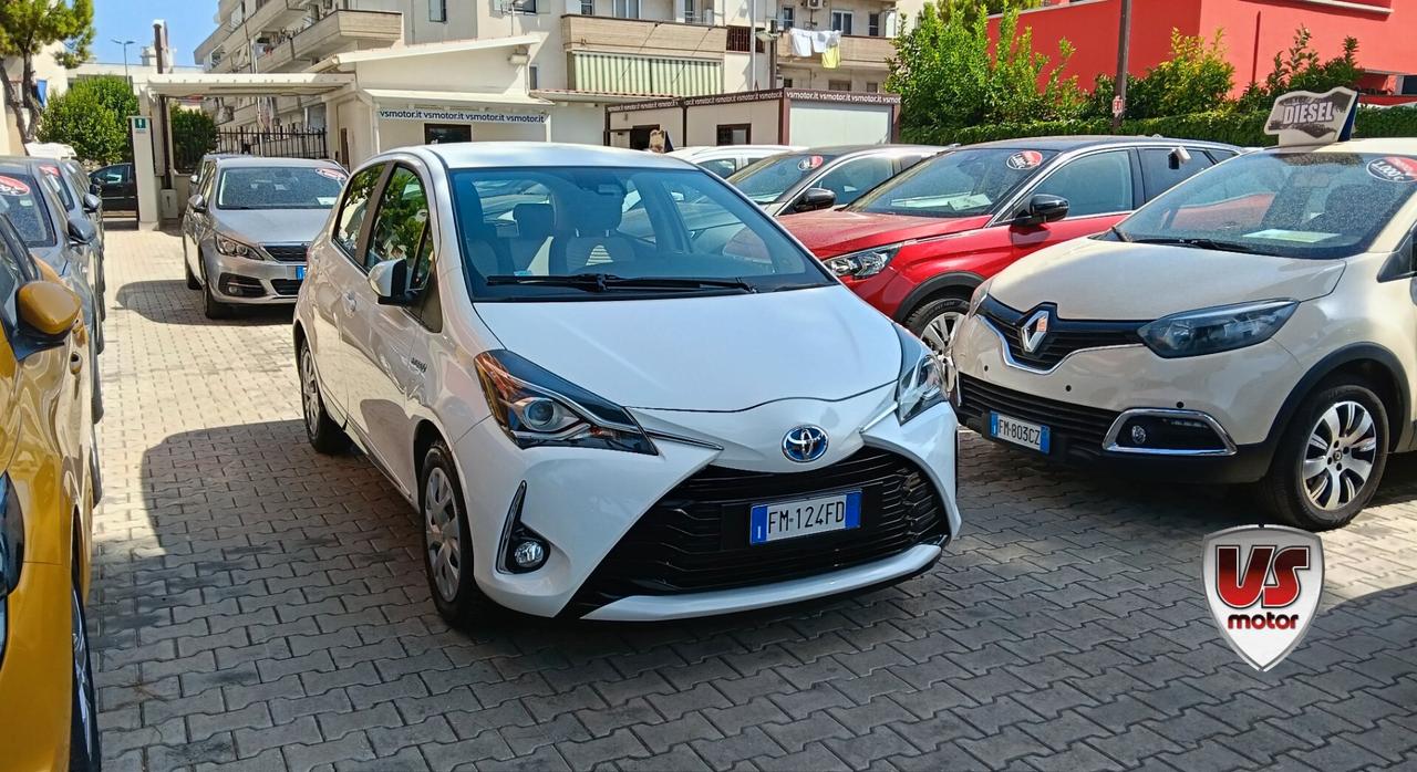 TOYOTA YARIS 1.5 HYBRID AUTO-PREZZO PROMO!