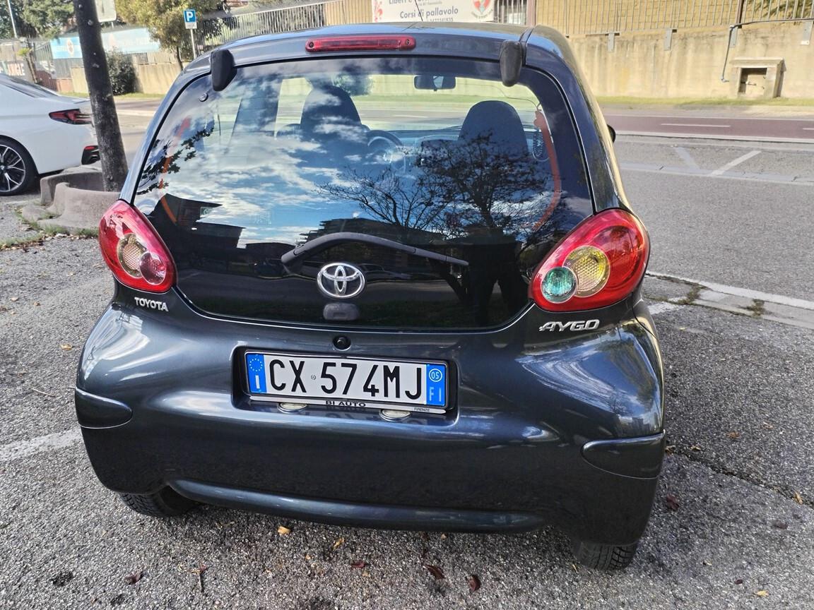 Toyota Aygo 1.0VVT-i 3 p 56000km unipro accessoriata e tagliandata
