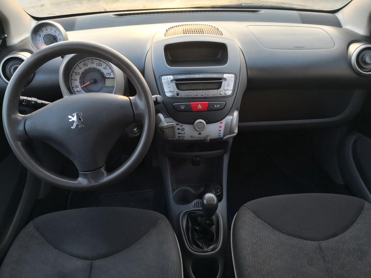 Peugeot 107 5p. Plaisir Aygo e C1 neopatentati